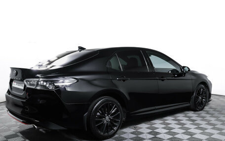 Toyota Camry, 2021 год, 3 200 000 рублей, 5 фотография