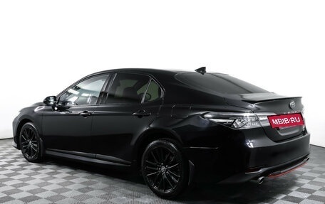 Toyota Camry, 2021 год, 3 200 000 рублей, 7 фотография