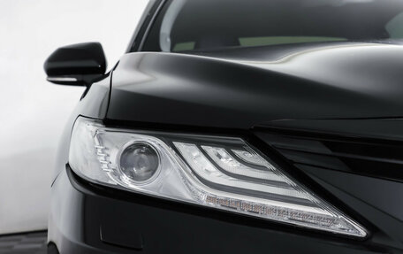 Toyota Camry, 2021 год, 3 200 000 рублей, 24 фотография