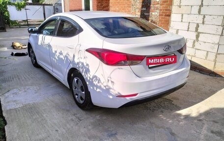 Hyundai Elantra V, 2015 год, 580 000 рублей, 5 фотография