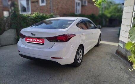 Hyundai Elantra V, 2015 год, 580 000 рублей, 11 фотография