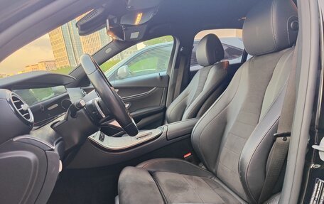 Mercedes-Benz E-Класс, 2021 год, 4 250 000 рублей, 6 фотография