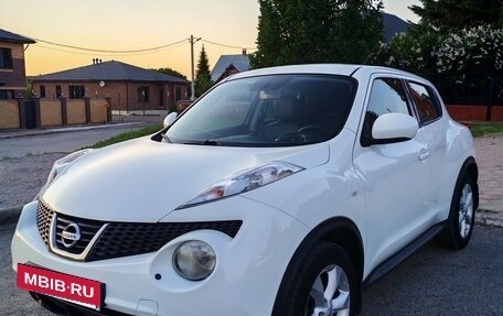 Nissan Juke II, 2012 год, 680 000 рублей, 2 фотография