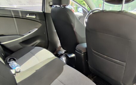 Hyundai Solaris II рестайлинг, 2012 год, 850 000 рублей, 7 фотография