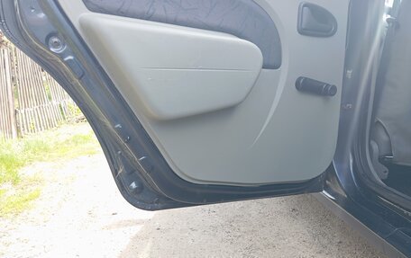 Renault Logan I, 2007 год, 340 000 рублей, 17 фотография