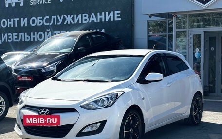 Hyundai i30 II рестайлинг, 2014 год, 1 000 000 рублей, 3 фотография