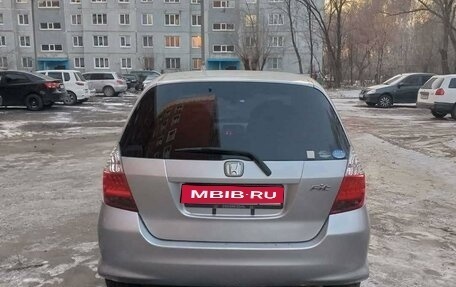 Honda Fit III, 2006 год, 350 000 рублей, 1 фотография