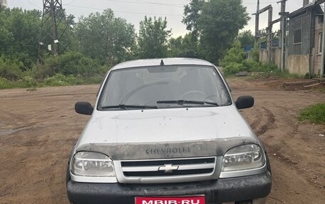 Chevrolet Niva I рестайлинг, 2005 год, 310 000 рублей, 1 фотография