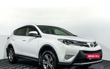 Toyota RAV4, 2015 год, 1 897 000 рублей, 3 фотография