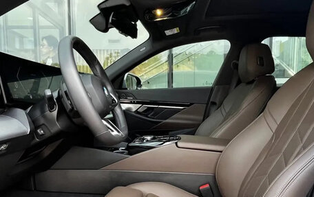 BMW 5 серия, 2024 год, 5 250 021 рублей, 5 фотография