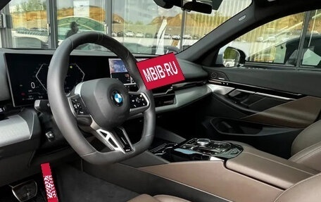 BMW 5 серия, 2024 год, 5 250 021 рублей, 6 фотография