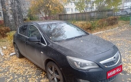 Opel Astra J, 2011 год, 555 555 рублей, 3 фотография