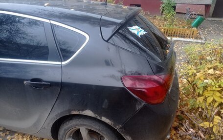 Opel Astra J, 2011 год, 555 555 рублей, 5 фотография