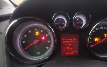 Opel Astra J, 2011 год, 555 555 рублей, 4 фотография