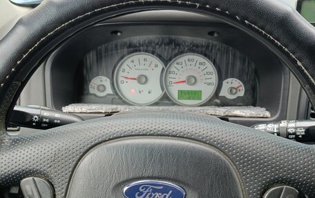 Ford Escape II, 2005 год, 600 000 рублей, 5 фотография