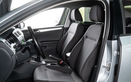 Volkswagen Jetta VI, 2015 год, 1 310 000 рублей, 10 фотография