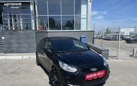Hyundai Solaris II рестайлинг, 2012 год, 740 000 рублей, 3 фотография