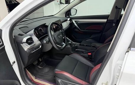 Geely Coolray I, 2022 год, 1 600 000 рублей, 8 фотография