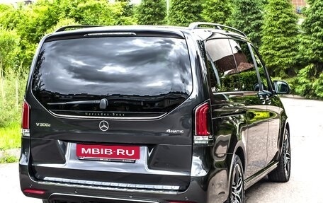 Mercedes-Benz V-Класс, 2024 год, 10 000 000 рублей, 4 фотография