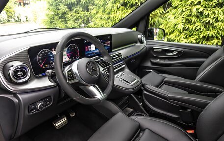 Mercedes-Benz V-Класс, 2024 год, 10 000 000 рублей, 16 фотография