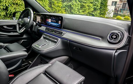 Mercedes-Benz V-Класс, 2024 год, 10 000 000 рублей, 19 фотография