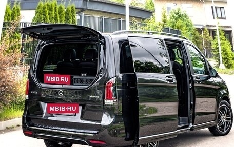 Mercedes-Benz V-Класс, 2024 год, 10 000 000 рублей, 12 фотография