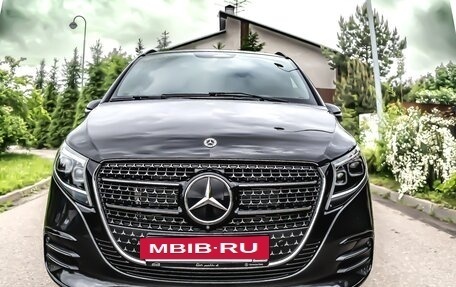 Mercedes-Benz V-Класс, 2024 год, 10 000 000 рублей, 36 фотография