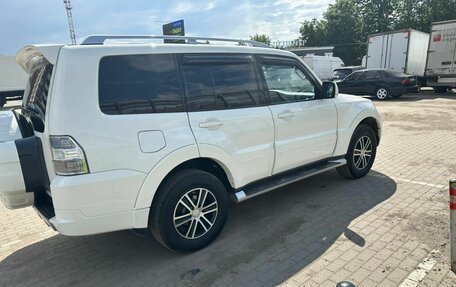 Mitsubishi Pajero IV, 2011 год, 2 250 000 рублей, 9 фотография