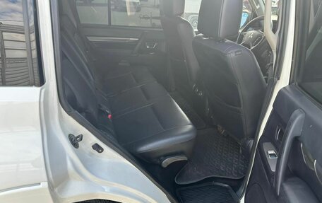 Mitsubishi Pajero IV, 2011 год, 2 250 000 рублей, 13 фотография