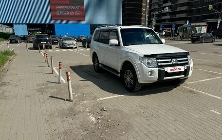 Mitsubishi Pajero IV, 2011 год, 2 250 000 рублей, 2 фотография