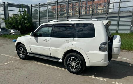 Mitsubishi Pajero IV, 2011 год, 2 250 000 рублей, 6 фотография