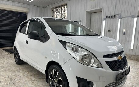 Chevrolet Spark III, 2013 год, 650 000 рублей, 2 фотография