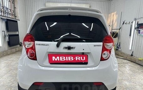 Chevrolet Spark III, 2013 год, 650 000 рублей, 4 фотография