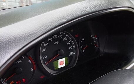 Hyundai H-1 II рестайлинг, 2010 год, 1 300 000 рублей, 12 фотография