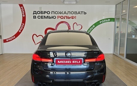 BMW 5 серия, 2018 год, 4 300 000 рублей, 5 фотография