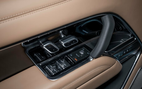 Land Rover Range Rover IV рестайлинг, 2025 год, 44 000 000 рублей, 23 фотография