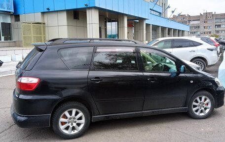 Toyota Ipsum II, 2005 год, 820 000 рублей, 1 фотография
