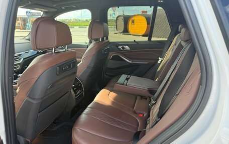 BMW X5, 2019 год, 5 800 000 рублей, 11 фотография