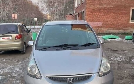 Honda Fit III, 2006 год, 350 000 рублей, 4 фотография