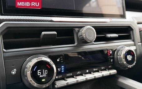 Toyota Tacoma, 2025 год, 10 990 000 рублей, 24 фотография