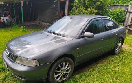 Audi A4, 1997 год, 470 000 рублей, 4 фотография