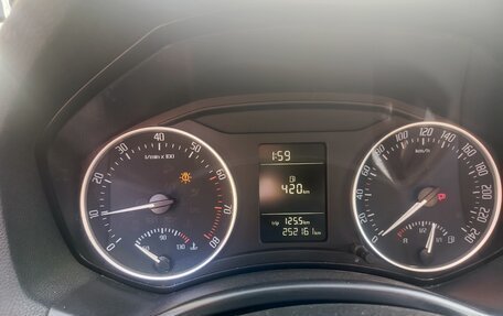 Skoda Octavia, 2012 год, 1 333 333 рублей, 2 фотография