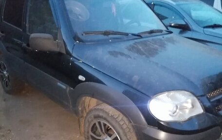 Chevrolet Niva I рестайлинг, 2009 год, 275 000 рублей, 2 фотография