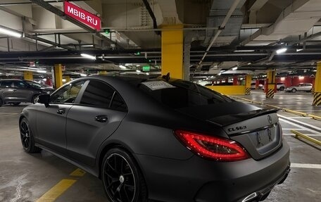 Mercedes-Benz CLS, 2015 год, 2 600 000 рублей, 10 фотография