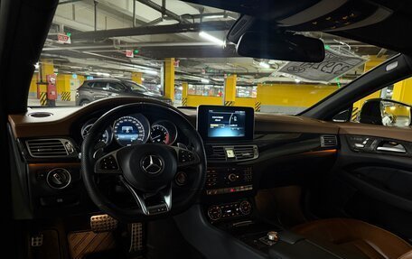 Mercedes-Benz CLS, 2015 год, 2 600 000 рублей, 18 фотография