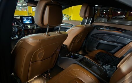Mercedes-Benz CLS, 2015 год, 2 600 000 рублей, 17 фотография