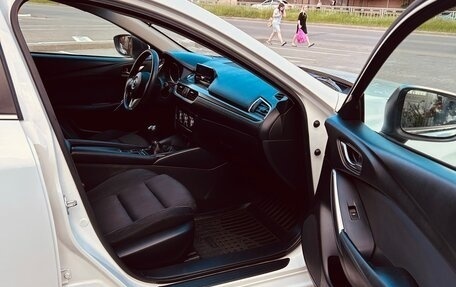 Mazda 6, 2015 год, 1 080 000 рублей, 23 фотография