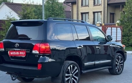 Toyota Land Cruiser 200, 2012 год, 3 350 000 рублей, 6 фотография
