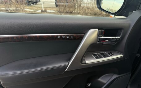 Toyota Land Cruiser 200, 2012 год, 3 350 000 рублей, 13 фотография