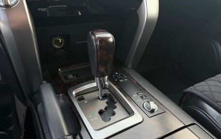 Toyota Land Cruiser 200, 2012 год, 3 350 000 рублей, 16 фотография